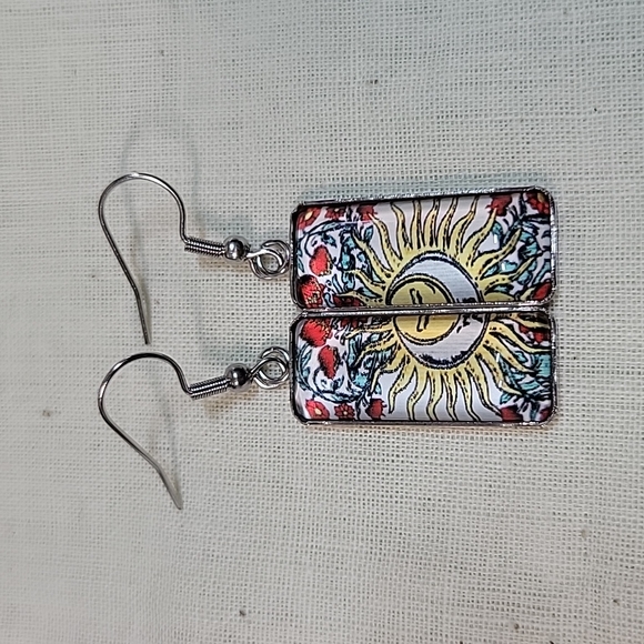 Sun & Moon Dangle Earrings - Picture 6 of 6